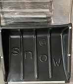 Скрепер для снега малый 600х470мм морозост пластик SNOW#